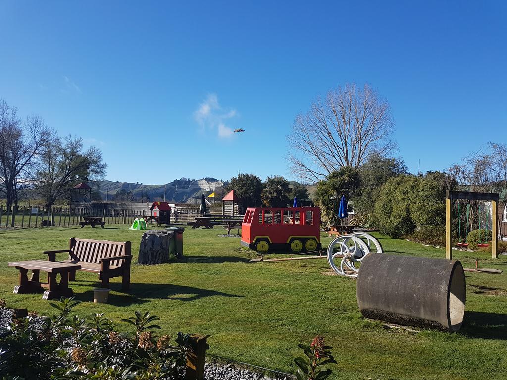 Flat Hills Tourist Park Ξενοδοχείο Ruahine Εξωτερικό φωτογραφία