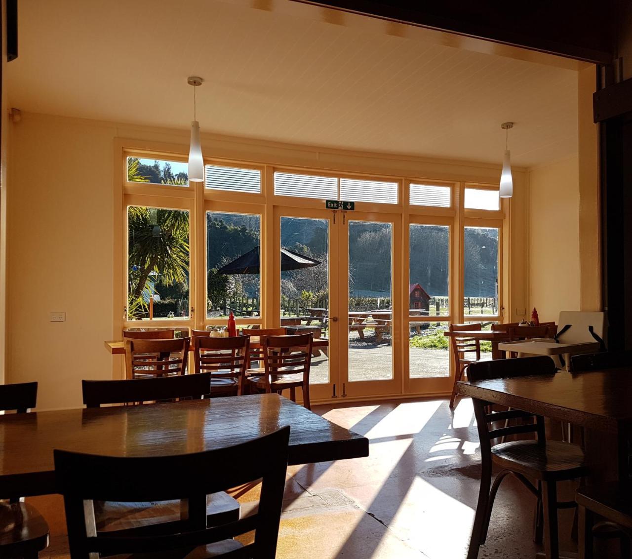 Flat Hills Tourist Park Ξενοδοχείο Ruahine Εξωτερικό φωτογραφία